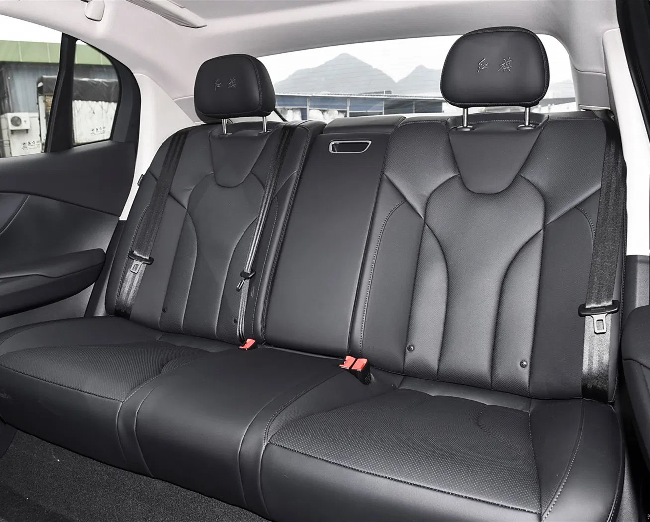 Coche Eléctrico Conectado Inteligente Hongqi Eqm5 Vehículo Eléctrico