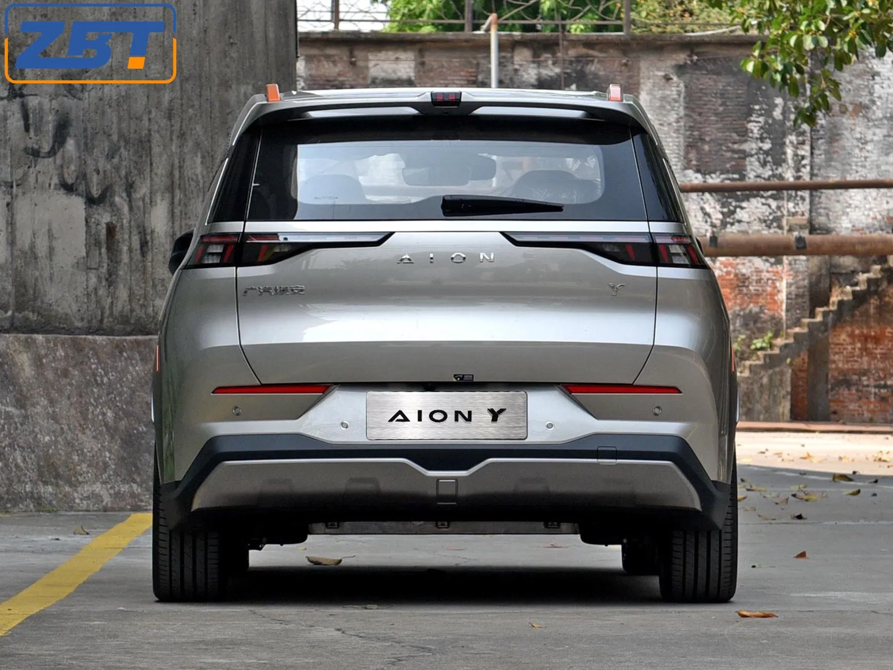 SUV eléctrico deportivo de alta velocidad LHD Aion Y vehículo de motor inteligente autos verdes EV con L2 conducción autónoma