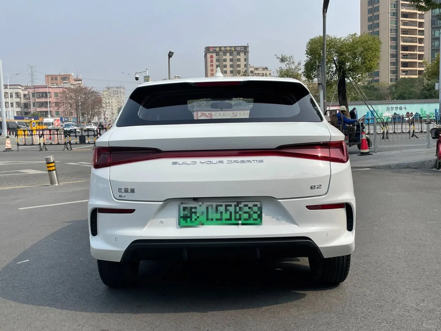 en Stock Sedán Byd E2 2020 Versión de Lujo Coches Eléctricos Byd Vehículo de Nueva Energía Byd Vehículo Eléctrico Original Byd EV Coche 5-Seat Hatchback Hecho en China