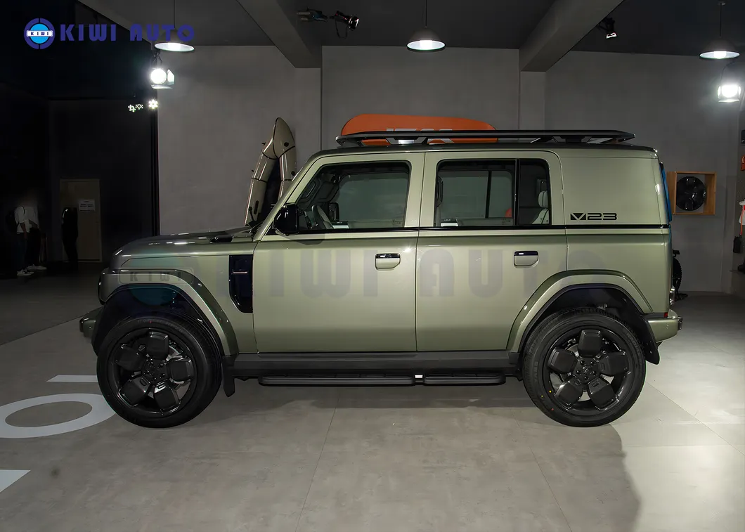 Vista trasera SUV eléctrico