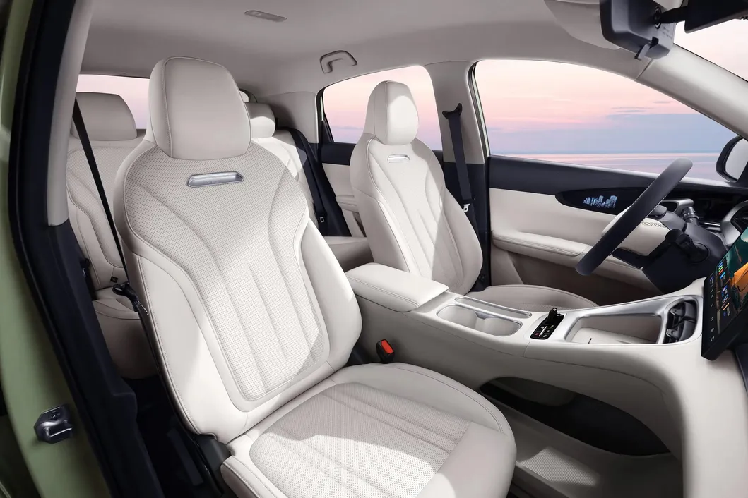 Coche eléctrico urbano compacto y ligero de nueva energía Geely Xingyuan