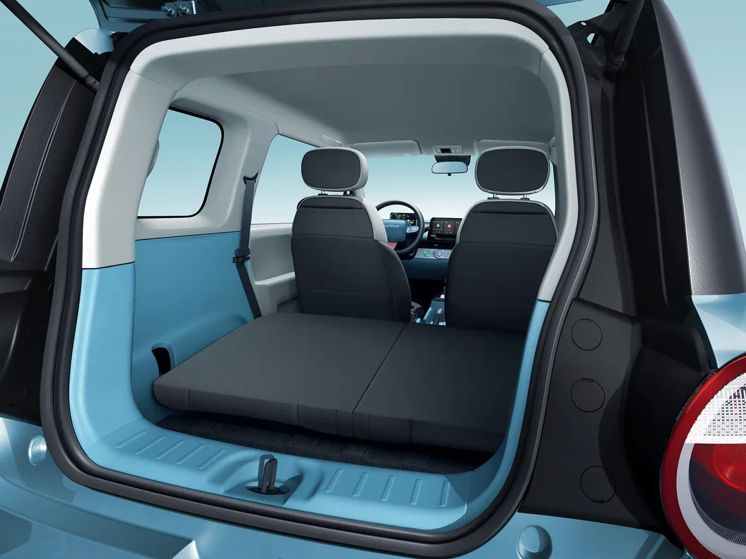 Coche eléctrico compacto de baja velocidad Changan Lumin vehículo de movilidad urbana China energía mini vehículo eléctrico SUV barato coche de batería con estación de carga