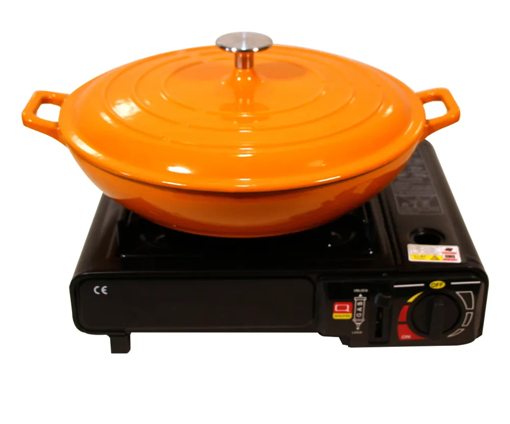 Cast Iron Shallow Pot Detail 1