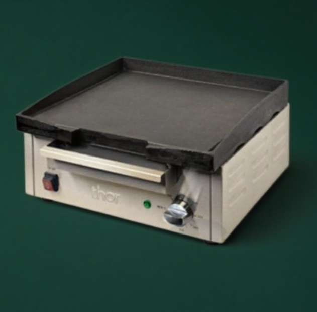 Premium Heavy Gauge Stainless Steel Roasting Pan for Perfectly Cooked Meals