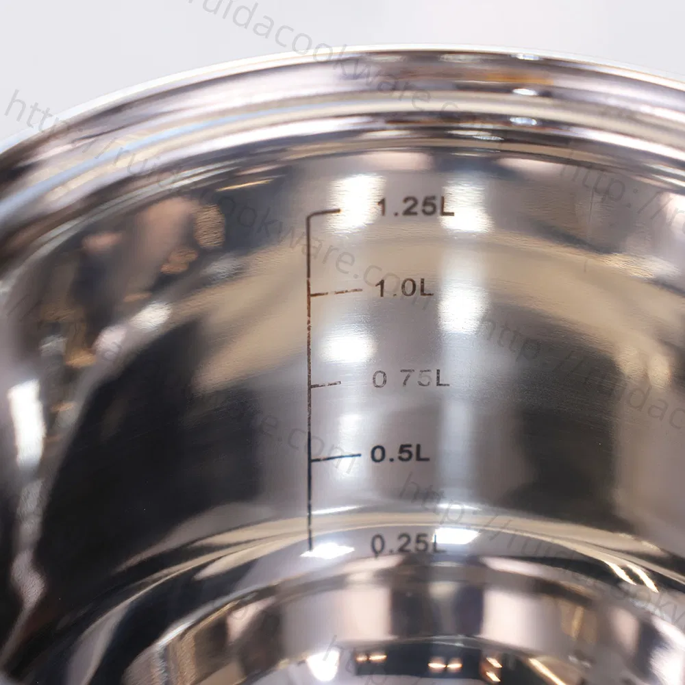 Professional Kitchenware Stainless Steel Milk Cup Cookware with Red Silicone