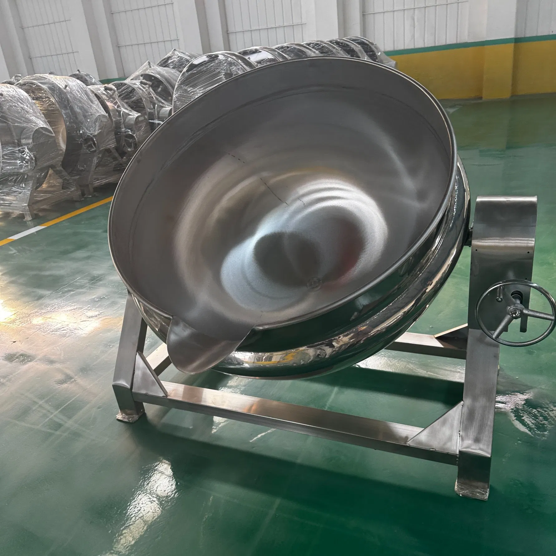 Non-Stick Stainless Steel Wok with Ergonomic Handle for Easy Cooking