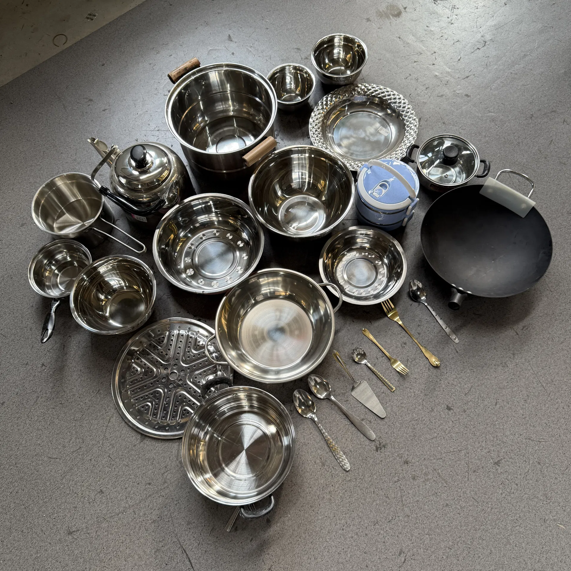 Heavy Duty Charcoal Compatible Cookware