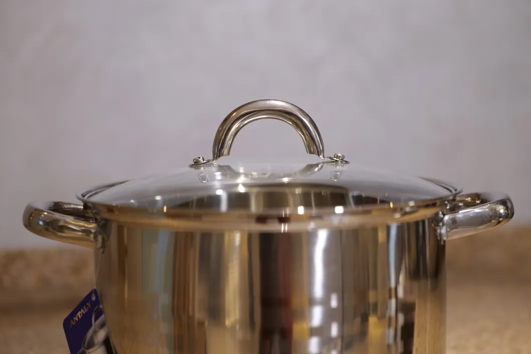 Cookware Set Photo 1