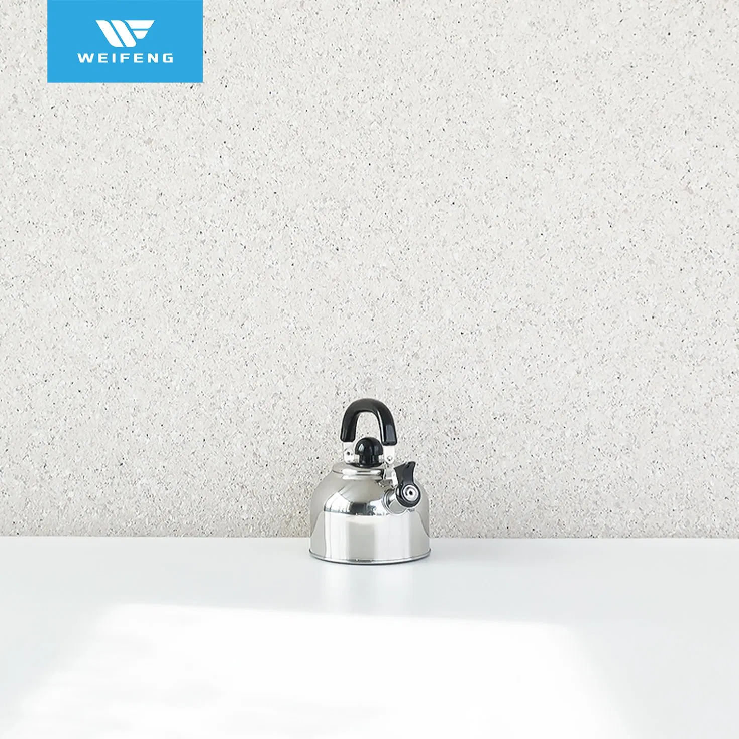 2.0L Stainless Steel Whistling Kettle with Heat Proof Ergonomic Handle, Cookware