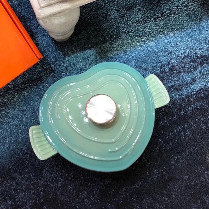 Enameled Heart with Stainless Steel Knob, Cerise Cast Iron Dutch Oven 2.5 Quart