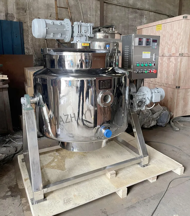 Stirring Wok Detail 6