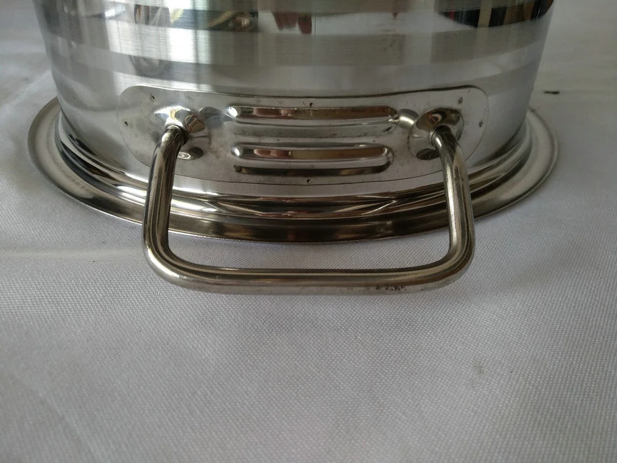 22cm Stainless Steel Wide Edge Stock Pot with Metal Lid