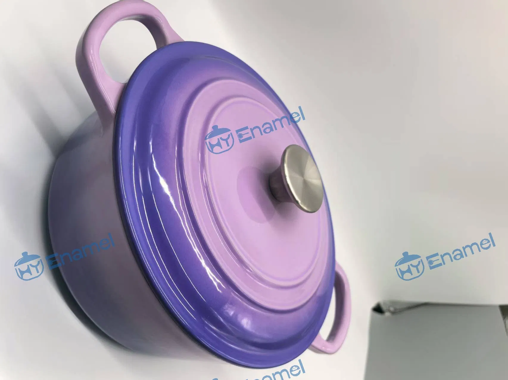 Durable Cast Iron Dutch Oven with Non-Stick Enamel Finish