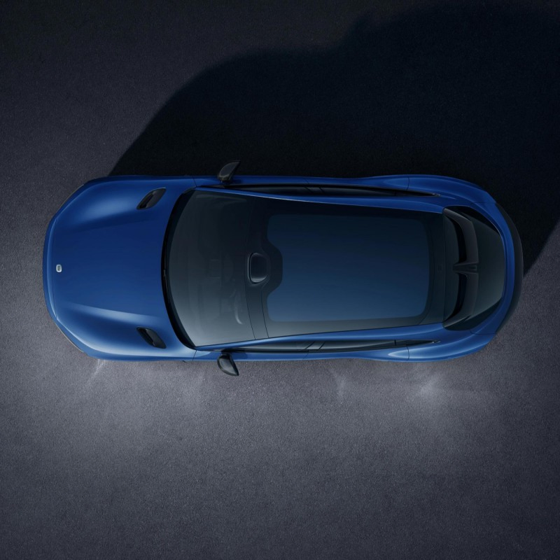 Chinese Electric Auto Car with Dual 80W Wireless Charging Pad