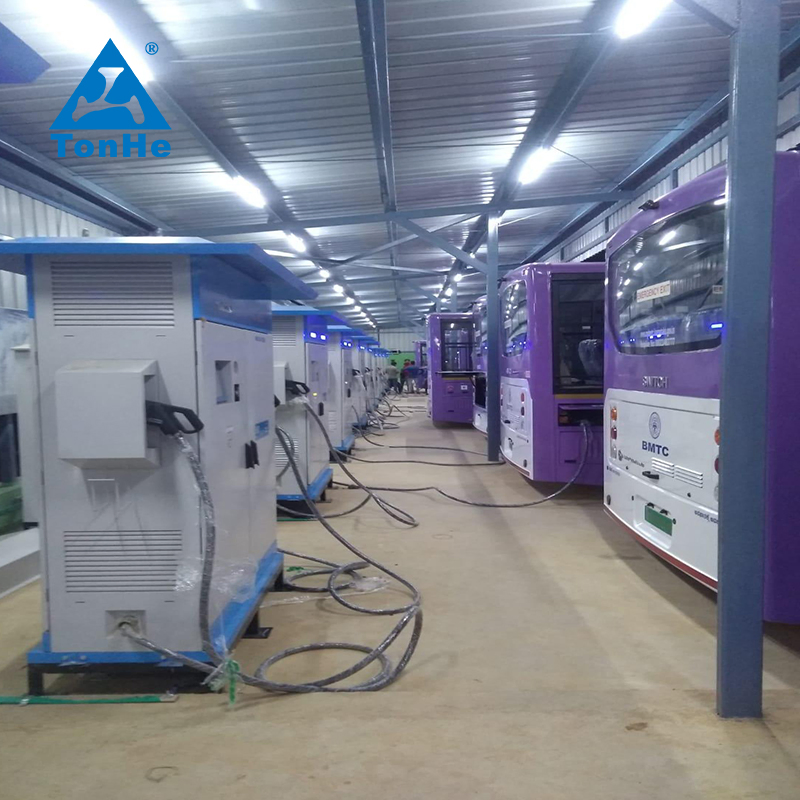 120kw Electric Vehicle Ultra Fast Quick EV Charger Electric Car Fast Level 3 240kw DC EV Charging Station Solution