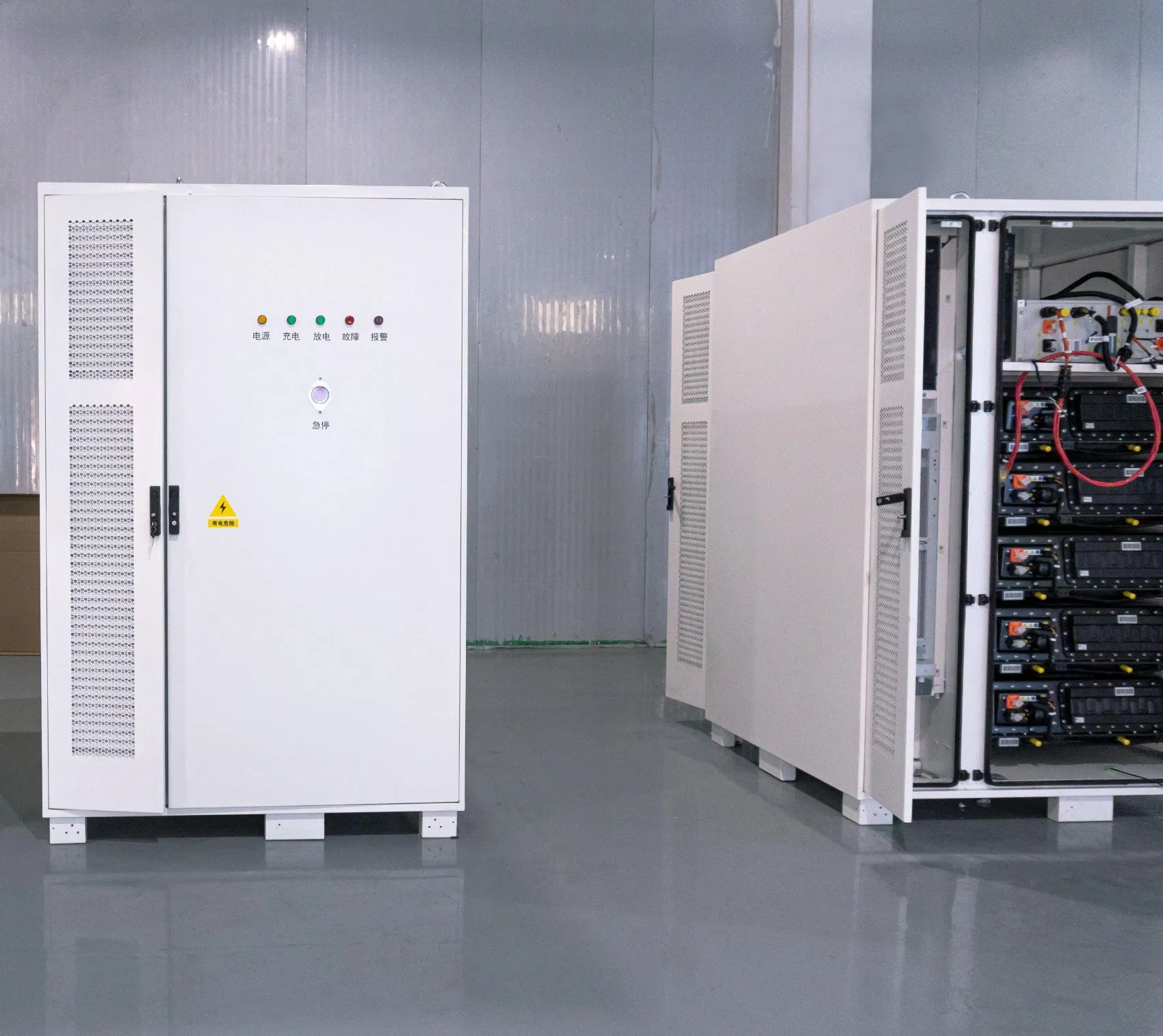 Infra Energy Storage Grid Power Supply 215kwh with 100kw Output Power Support Parallel Connection Photovoltaic Industrial Power Bank