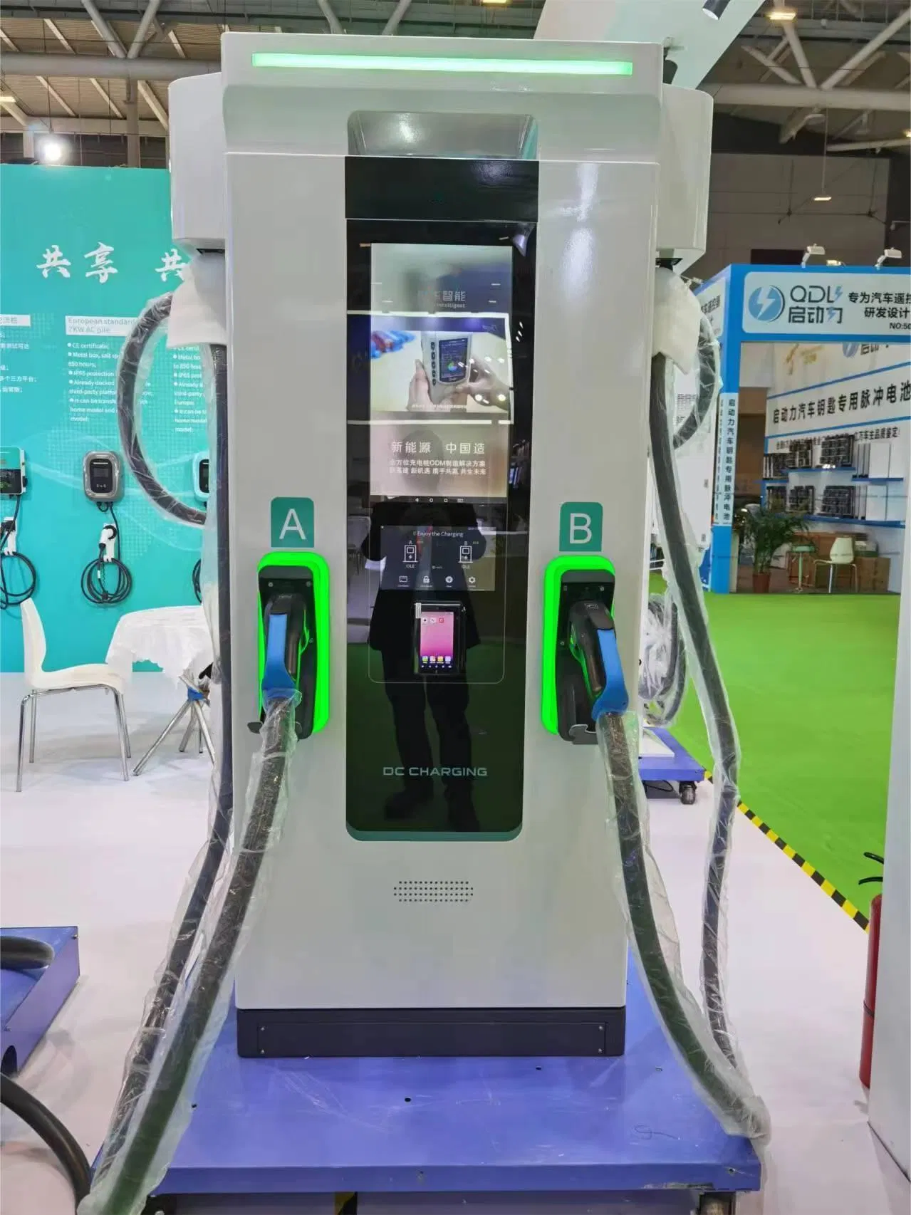 Ultra Fast 60kw-180kw DC Commercial EV Charging Station New OEM Car Charger for Electric Vehicle