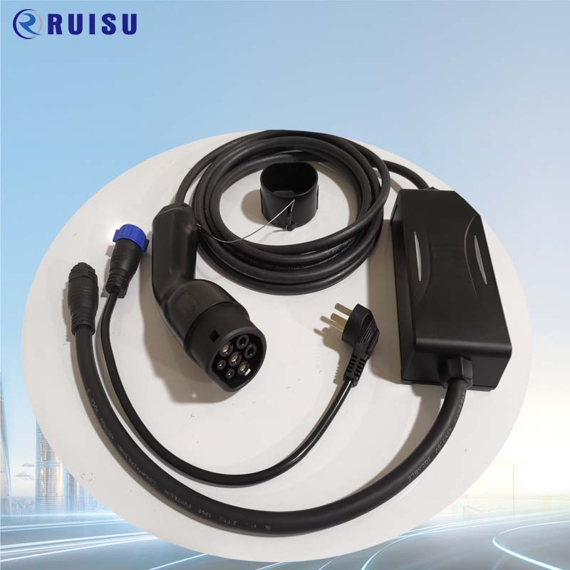 Hot Sale 2.5kw 6A-32A Wall-Box CE Type2 AC Portable EV Charger