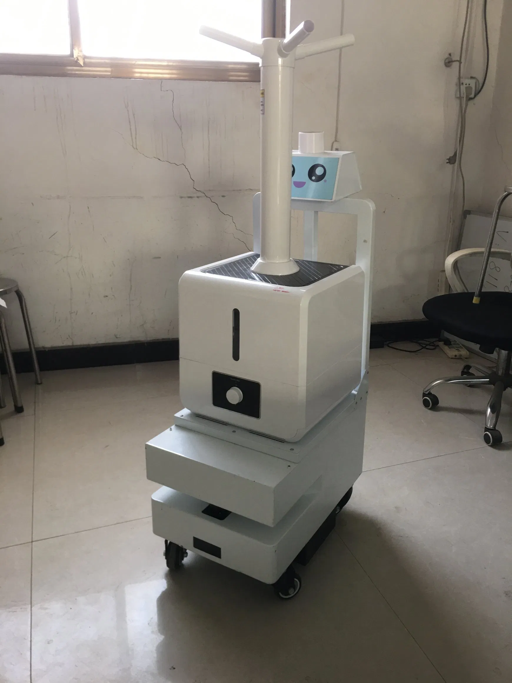 UV Robot Vs Manual Disinfection Efficiency Multi-Functional Robots for School Hospital Airport Station