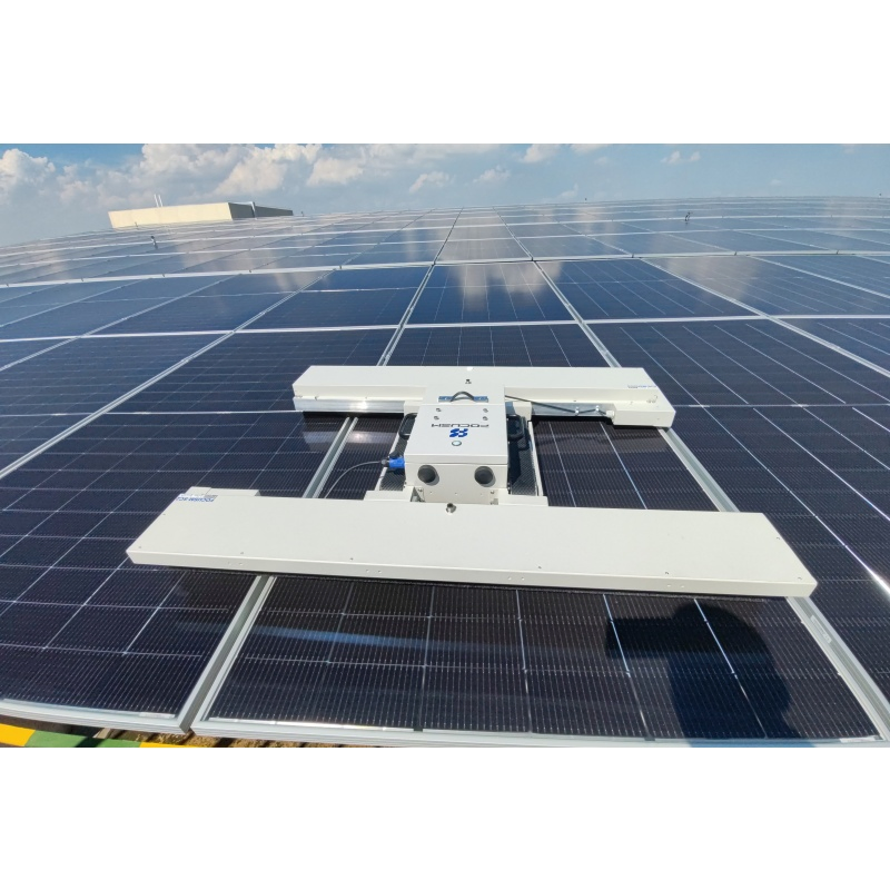 Remote-Controlled Solar-Charging Dock Solar Panel PV Trackless Cleaning Robot