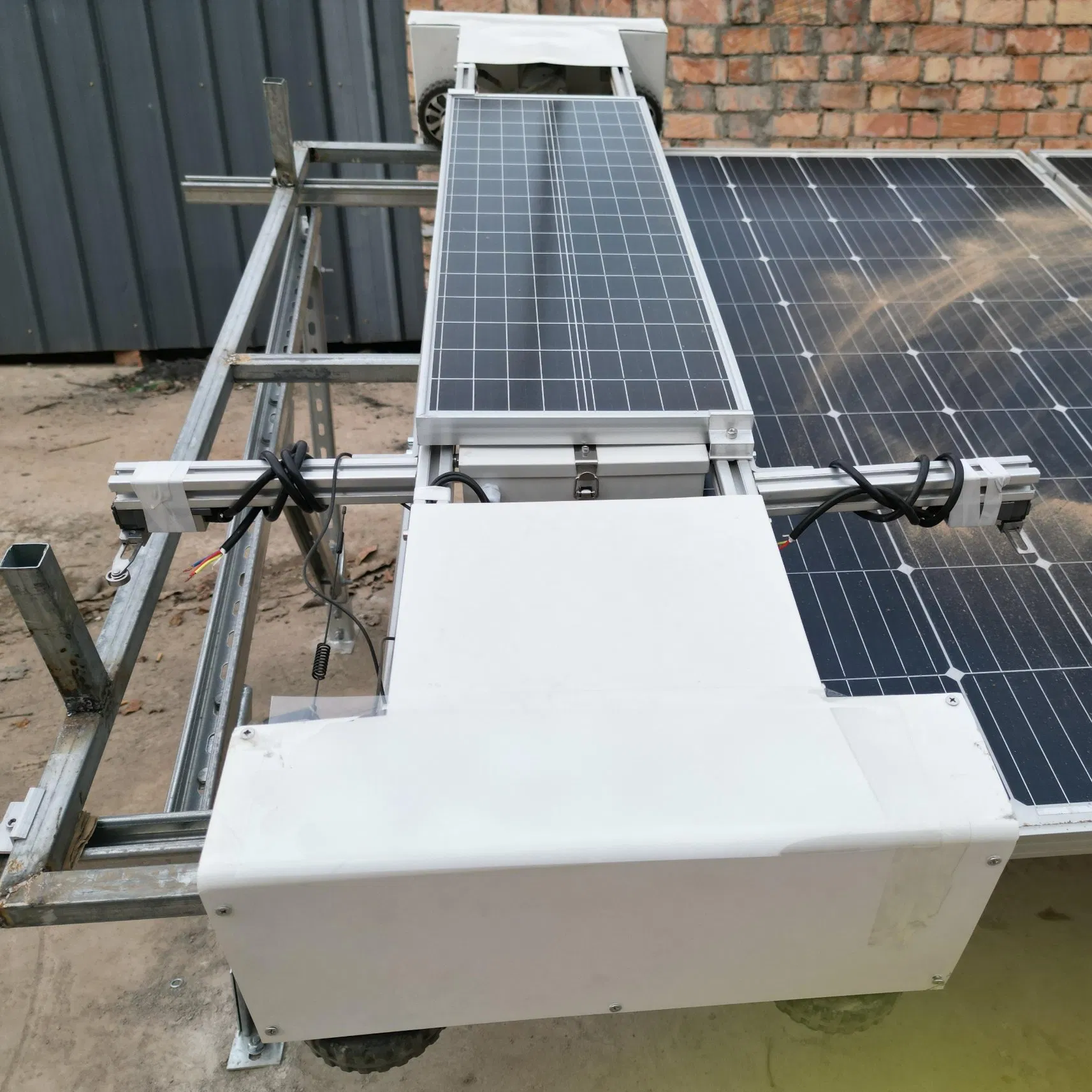 Smart Dual-Use Cleaning Robot for Wet and Dry Solar Panels