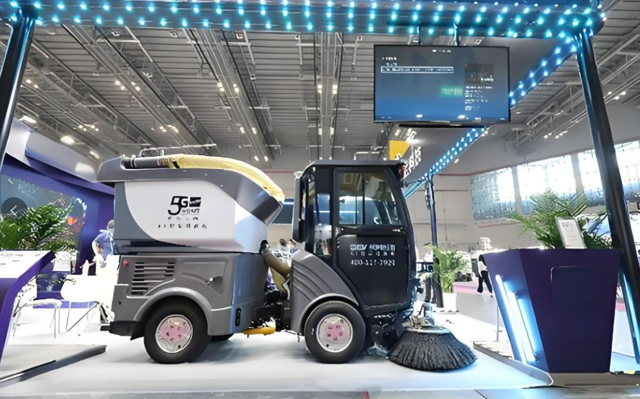Autonomous Deepblue street sweeping robot road sweeping robot for Street service