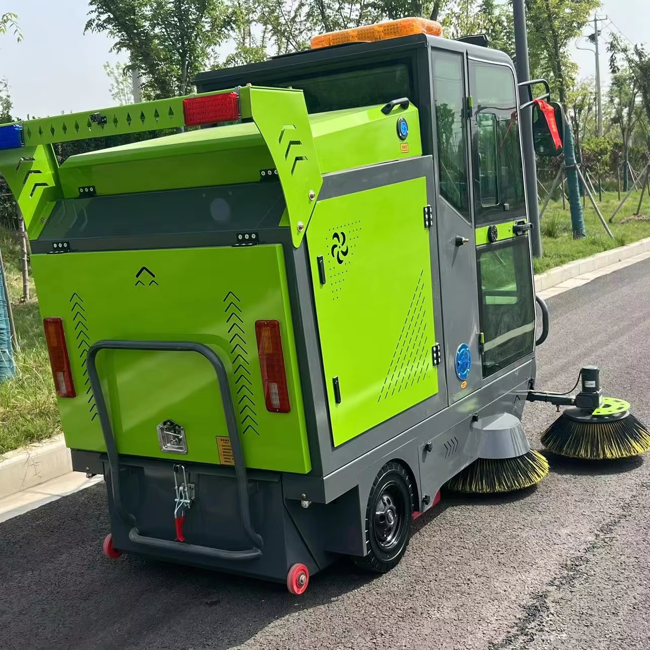 Floor Sweeper Scrubber Hand Operated Mechanical Floor Sweeper Robot Floor Sweeper for Sale