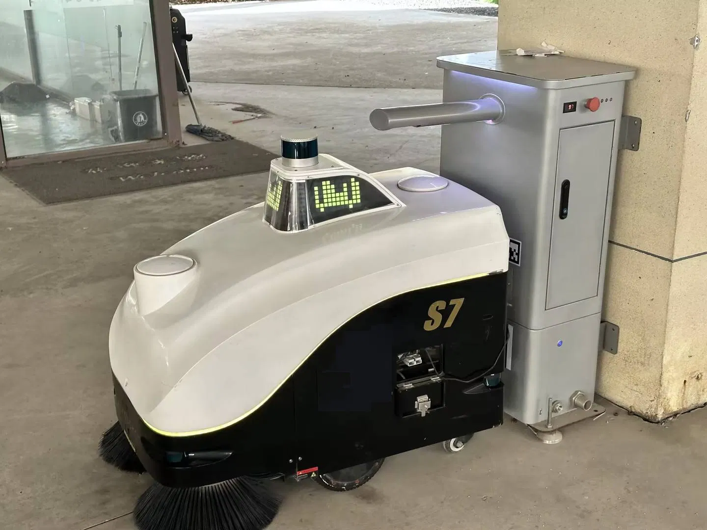 Cleaning Robot 3
