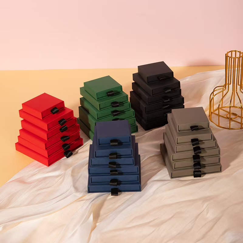 Caixa de presente de luxo para joias em papelão deslizante com logotipo personalizado