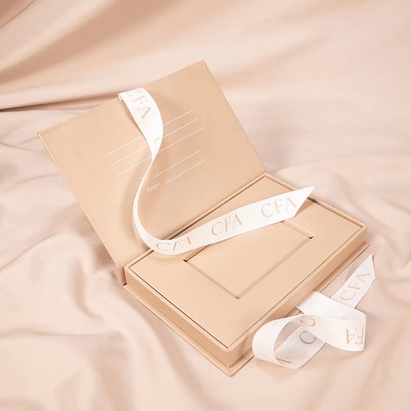 Box Detail 4