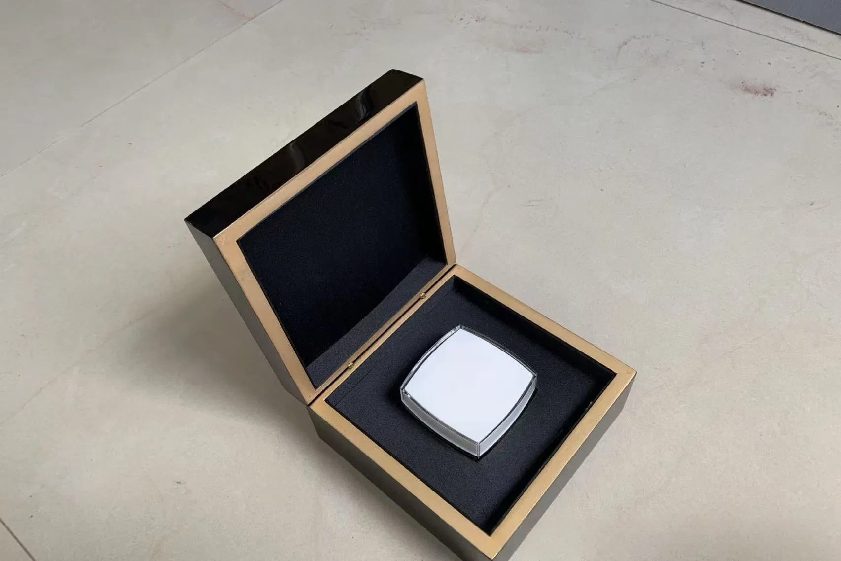 Caixa de Madeira Personalizada para Presentes de Cosméticos e Cuidados com a Pele, Recipiente de Embalagem de Luxo, Caixa de Madeira com Logotipo Personalizado, Pintura de Piano em Caixa de Madeira