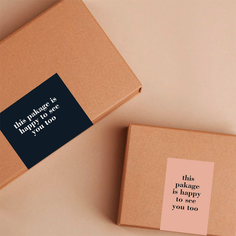 Embalagem de papelão ondulado personalizada para envio postal com adesivos