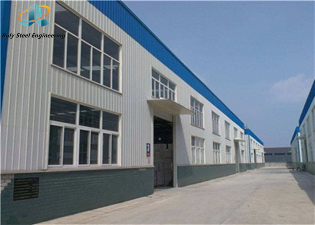 Estruturas de Aço Prefabricadas Personalizadas e Baratas da China para Armazéns Comerciais / Construções de Edifícios de Metal em Aço