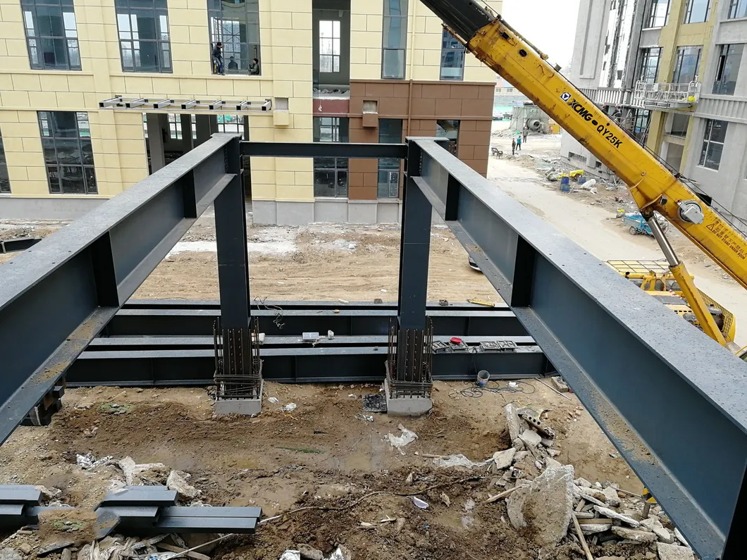 Edifício de Estrutura de Aço Prefabricada para Oficina Residencial de Grande Espaço com Painel Sanduíche para Uso de Oficina e Loja