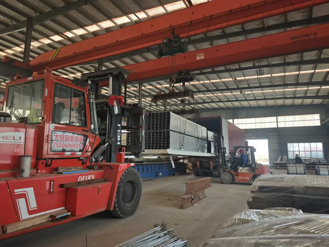 Edifício de Estrutura de Aço Prefabricada para Oficina Residencial de Grande Espaço com Painel Sanduíche para Uso de Oficina e Loja