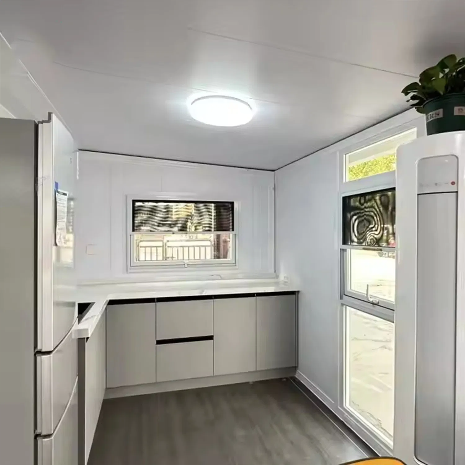 Fábrica Yijia OEM/ODM de Edifício Residencial Prefabricado com Banheiro e Cozinha, uma Nova Casa Contêiner Expandível
