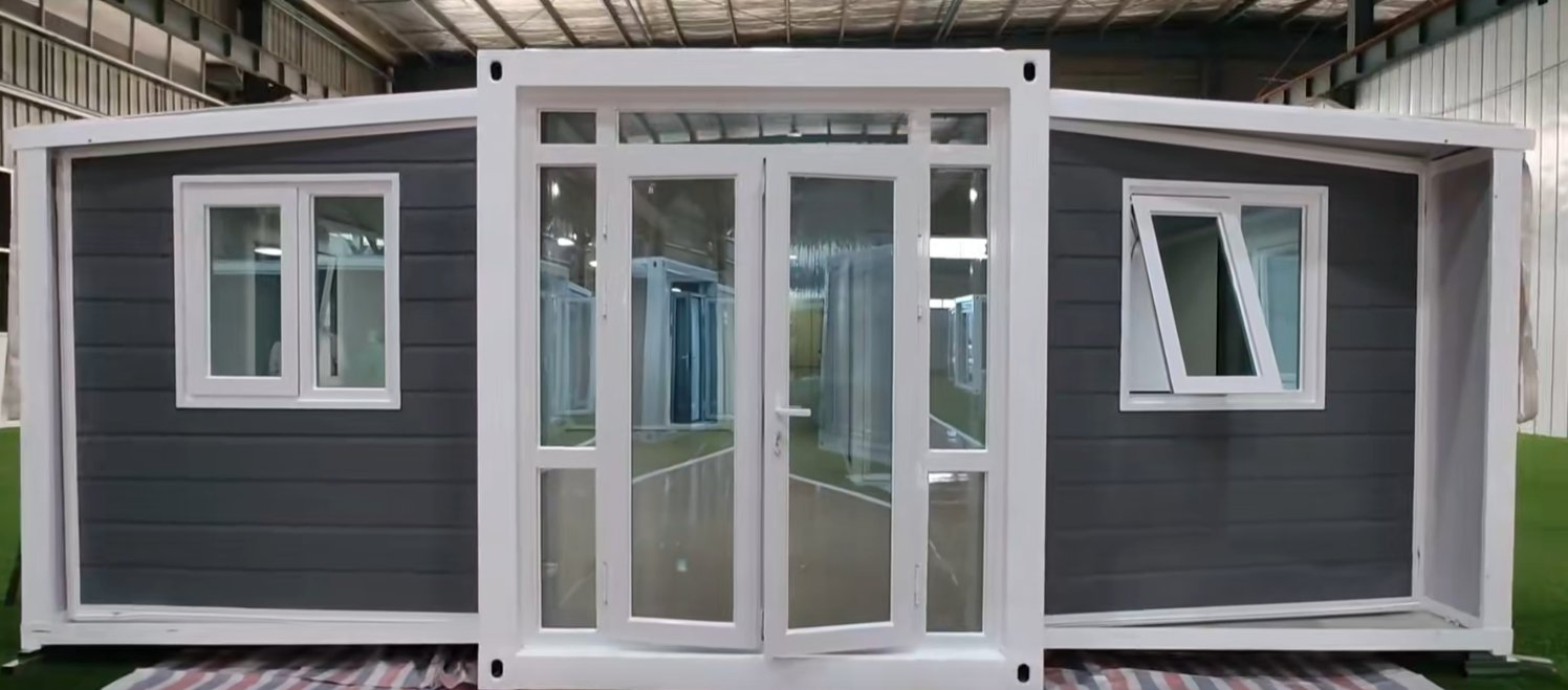 Casas Prefabricadas de Estilo Premium, Bilateralmente Expansíveis, com Layout Multifuncional para Residência