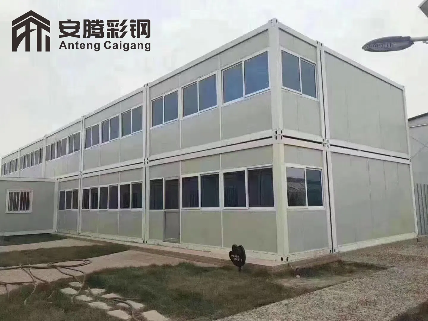 Nova Casa Prefabricada Móvel Personalizada, Container Dobrável de 20 Pés com Banheiro e Paredes de Vidro. Venda da Fábrica