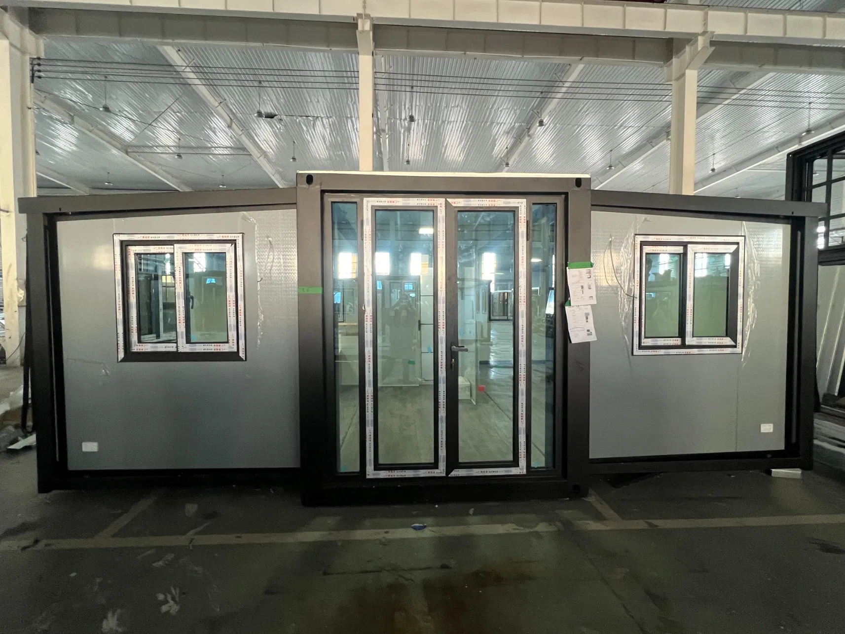 Casa Contêiner Dobrável Expandável Portátil Pré-fabricada em Aço Pronta para Envio Para Viver, Escritório ou Habitação Temporária