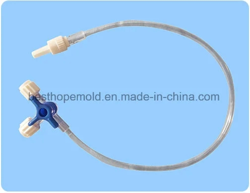 Tubo de extensão com três vias para uso médico