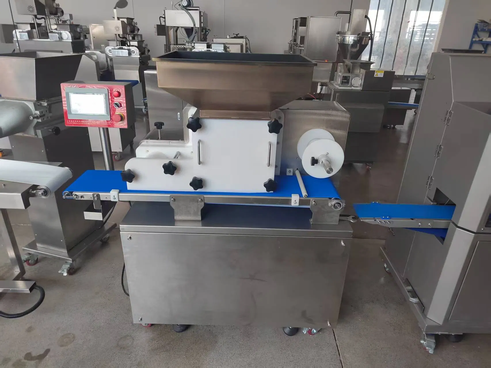 Automatic Sushi Rice Dispenser and Forming Machine Combination