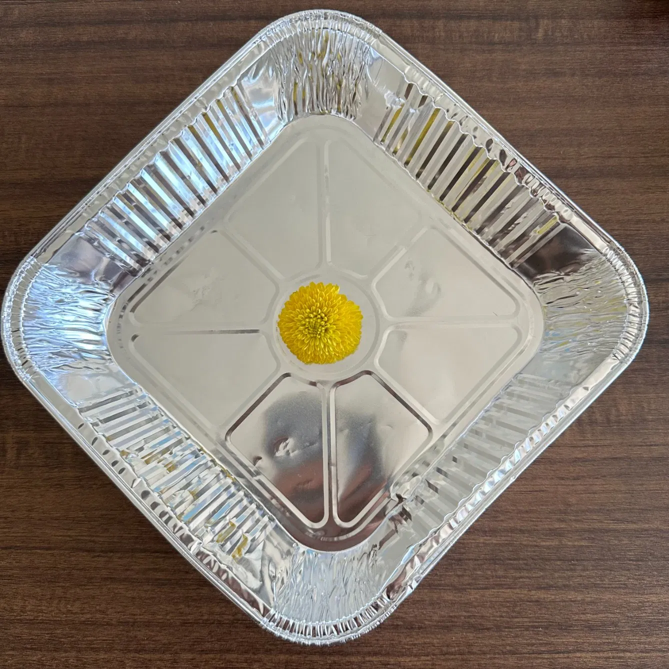Eco-Friendly Disposable Aluminium Tray, Custom Sizes and Packaging
