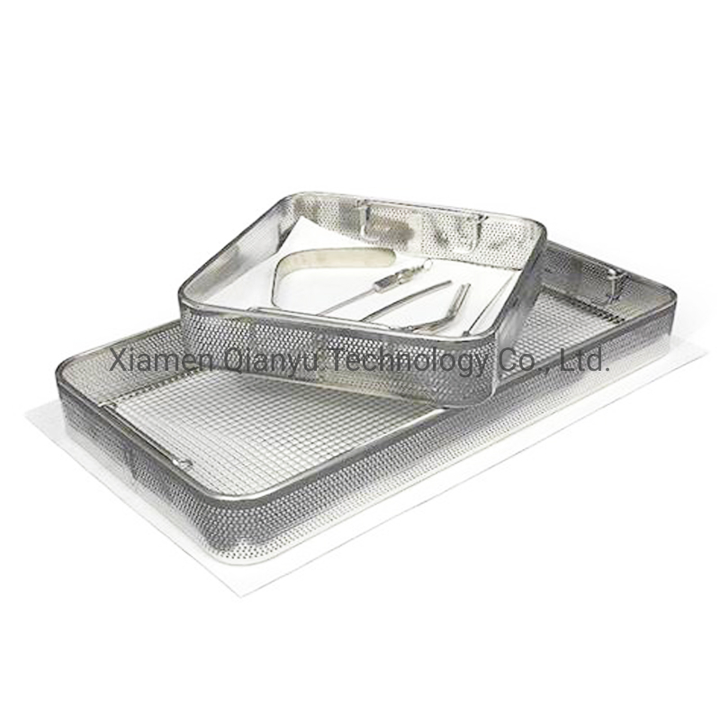 Single-Use Tray Liners for Use in Sterilization Trays