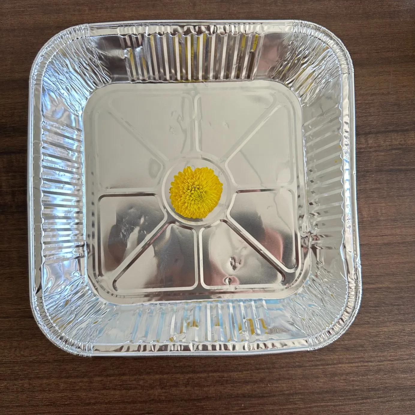 Eco-Friendly Disposable Aluminium Tray, Custom Sizes and Packaging