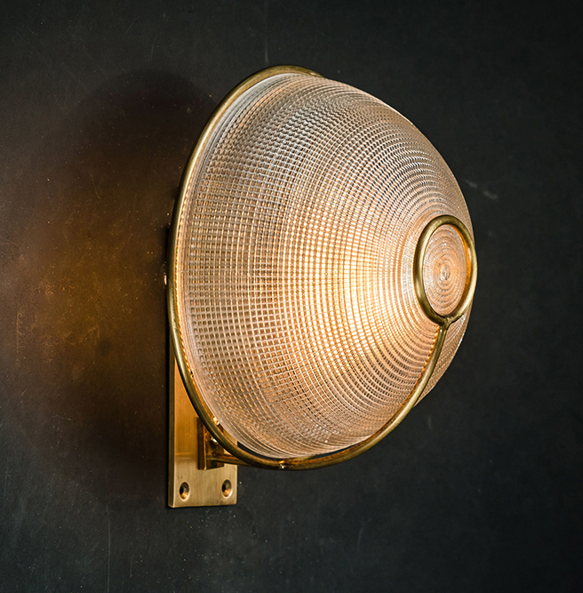 OEM Cruise Line Branded Lighting Bulk Order Marine Grade LEDs Luxury Wall Sconce Nautical Brass Porthole Sconces