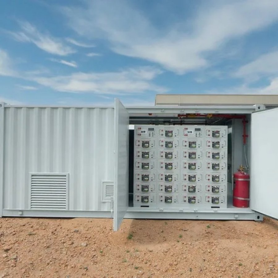 Remote Control Intelligent Solar Energy Power System for Commercial Use