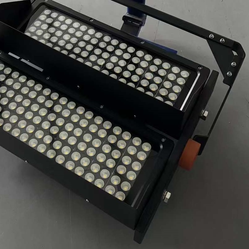 Floodlight 600W-1200W, LED Dimmable Spotlight, 100-277VAC, 5000K, 25deg, IP66 Industrial Light Lighting