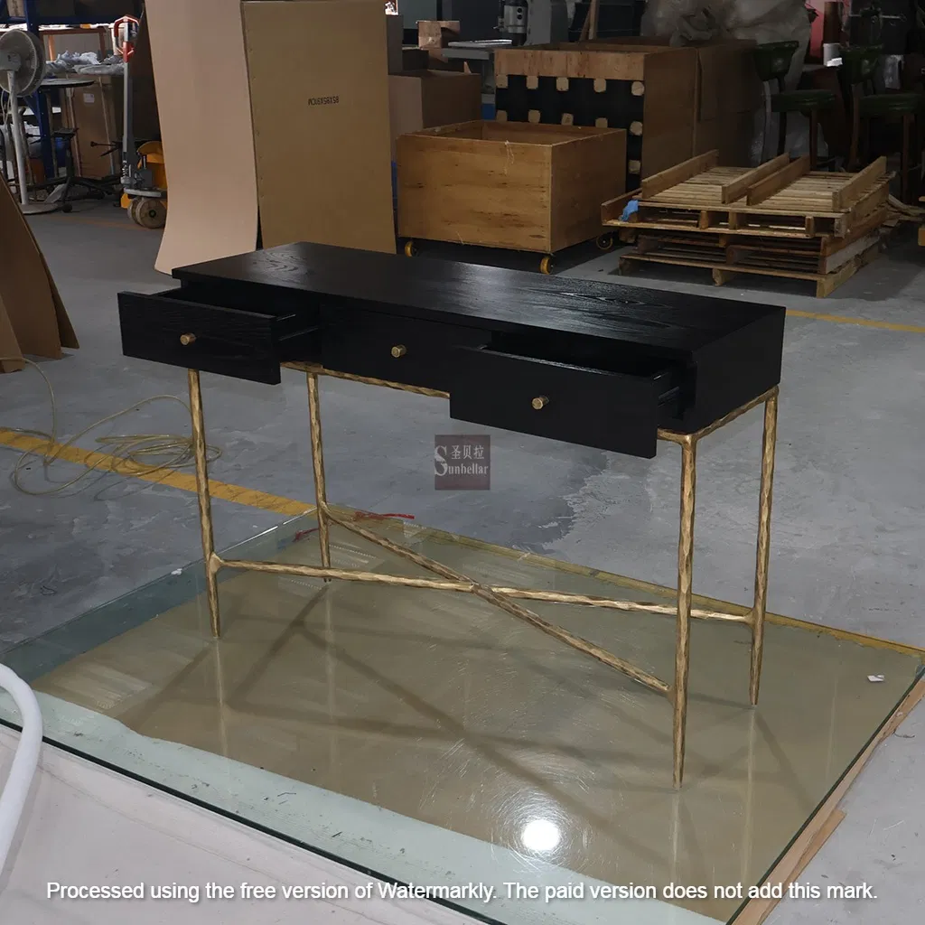 Detalle de Mesa de Consola 3