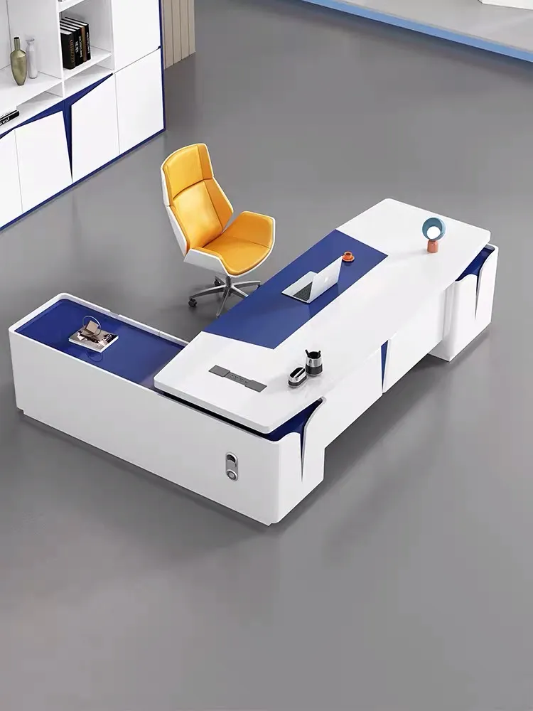 Mobiliario ejecutivo madera