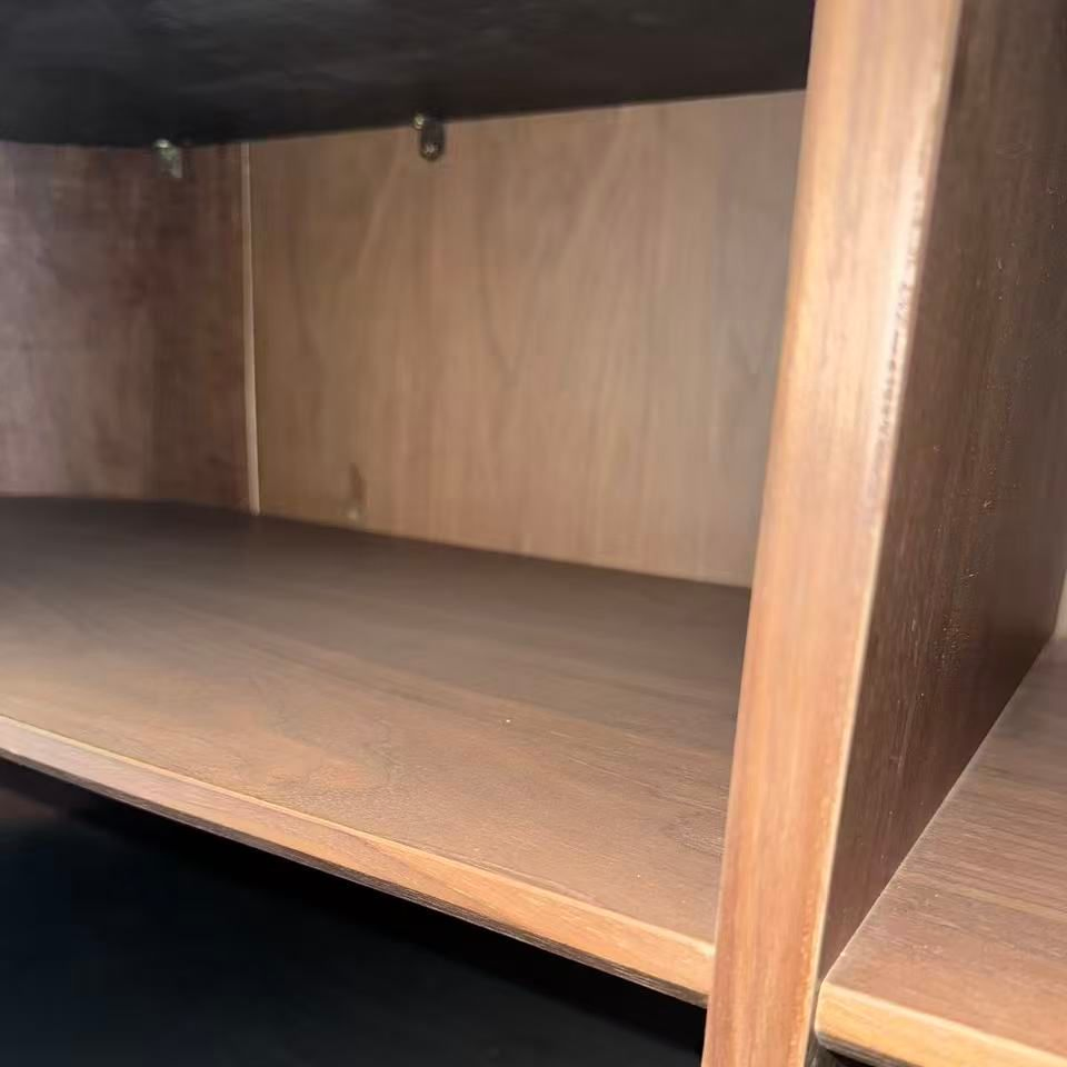 Elegante gabinete buffet moderno de altura ajustable, tamaño personalizado, aparadores de madera